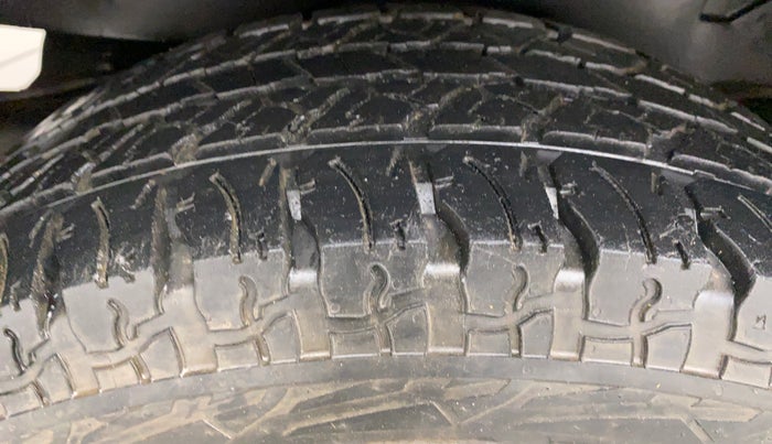 2021 Mahindra Thar LX PETROL HT 4WD AT, Petrol, Automatic, 18,575 km, Right Rear Tyre Tread