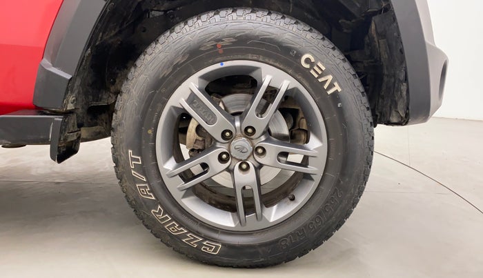 2021 Mahindra Thar LX PETROL HT 4WD AT, Petrol, Automatic, 18,575 km, Right Front Wheel