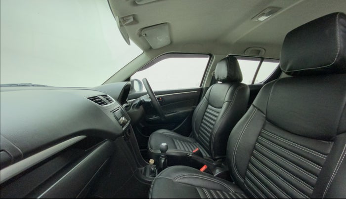2014 Maruti Swift LXI (O), Petrol, Manual, 72,954 km, Right Side Front Door Cabin
