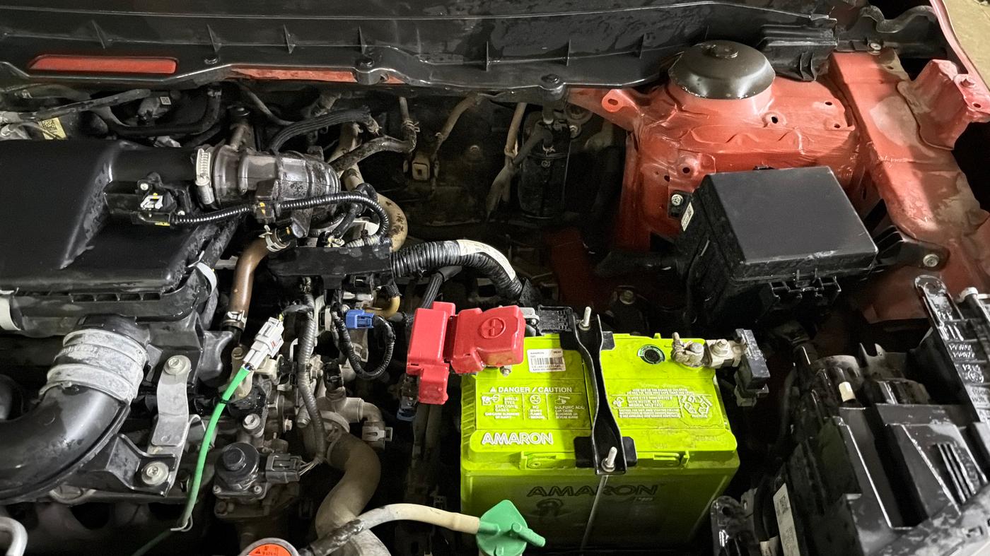 2022 Maruti BREZZA ZXI SMART HYBRID , Petrol, Manual, 43,225 km, Engine View - Left