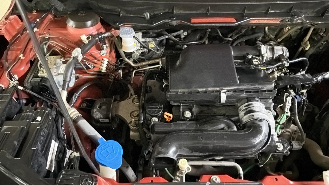 2022 Maruti BREZZA ZXI SMART HYBRID , Petrol, Manual, 43,225 km, Engine View - Right