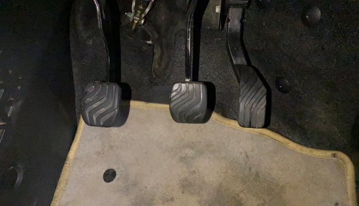 2021 Renault Kiger RXL MT, Petrol, Manual, 35,066 km, Pedals