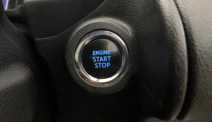 2020 Toyota Innova Crysta 2.7 ZX AT 7 STR, Petrol, Automatic, 94,831 km, Keyless Start/ Stop Button