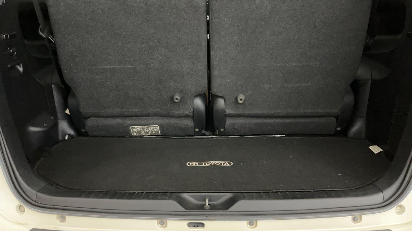 2020 Toyota Innova Crysta 2.7 ZX AT 7 STR, Petrol, Automatic, 94,982 km, Boot Inside