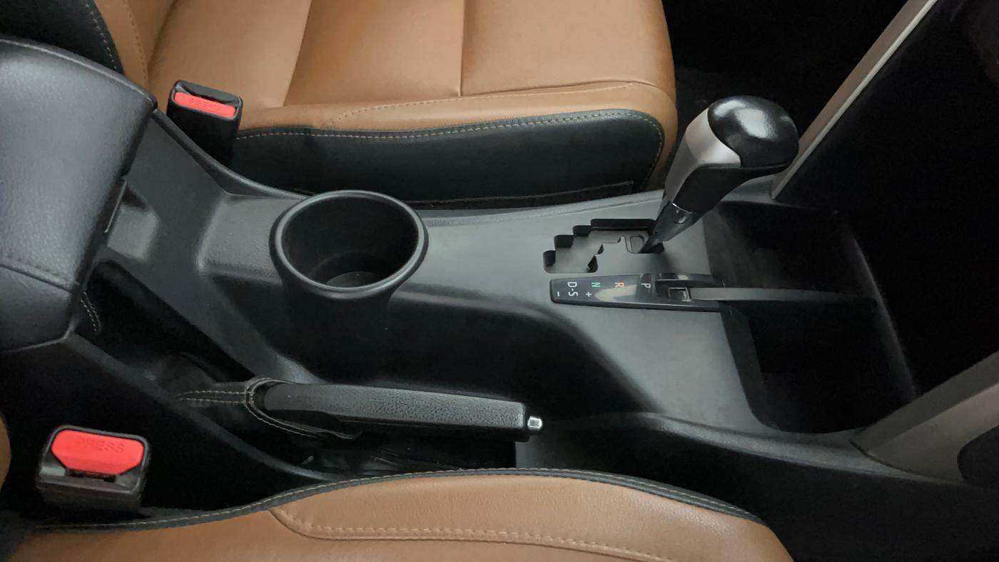 2020 Toyota Innova Crysta 2.7 ZX AT 7 STR, Petrol, Automatic, 94,982 km, Gear Lever