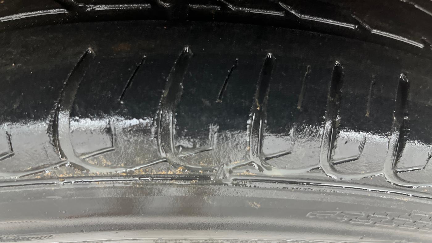 2014 Hyundai New Elantra 1.8 SX AT VTVT, Petrol, Automatic, 88,510 km, Left Front Tyre Tread