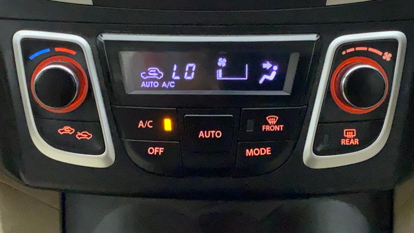 2017 Maruti Ciaz DELTA 1.4 VVT, Petrol, Manual, 31,601 km, Automatic Climate Control
