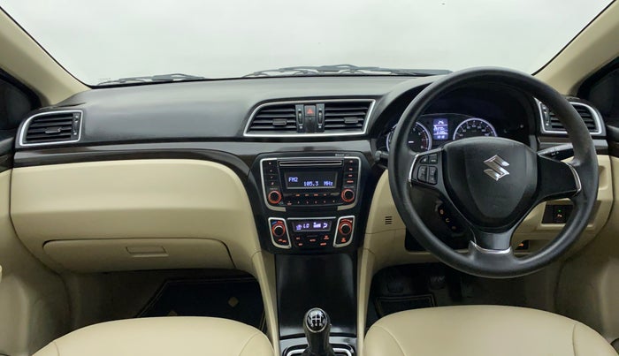 2017 Maruti Ciaz DELTA 1.4 VVT, Petrol, Manual, 31,601 km, Dashboard