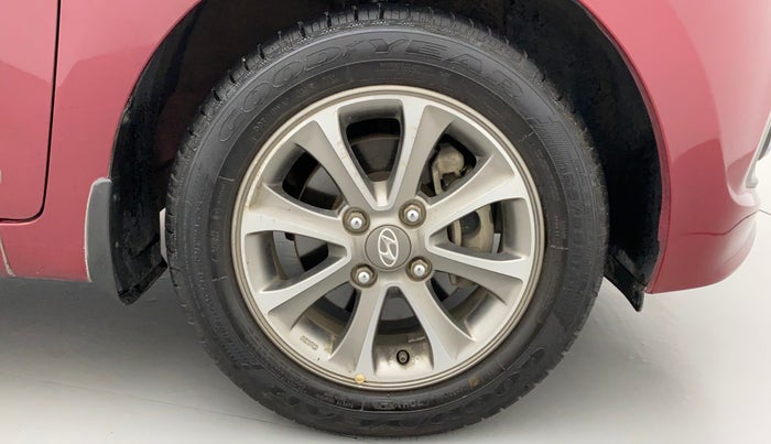 2015 Hyundai Grand i10 ASTA (O) 1.2 KAPPA VTVT, Petrol, Manual, 48,912 km, Right Front Wheel