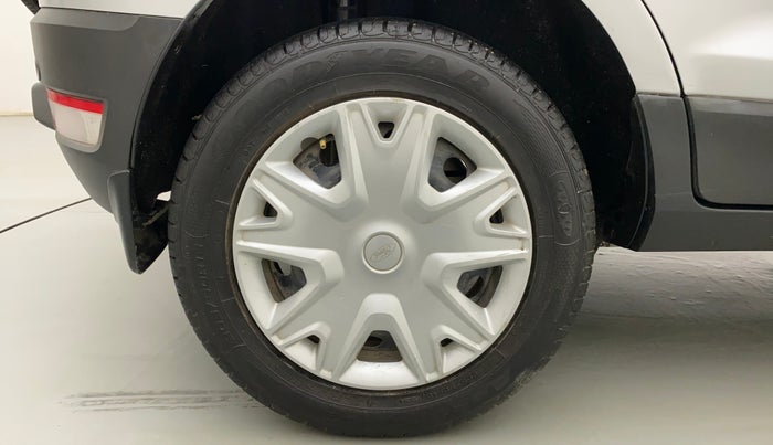 2018 Ford Ecosport TREND + 1.5L PETROL AT, Petrol, Automatic, 75,985 km, Right Rear Wheel