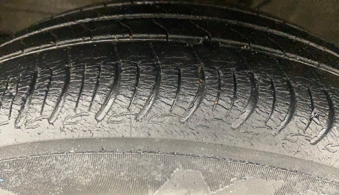 2019 Maruti S PRESSO VXI+, Petrol, Manual, 30,880 km, Left Front Tyre Tread