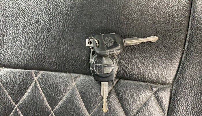 2019 Maruti S PRESSO VXI+, Petrol, Manual, 30,880 km, Key Close Up