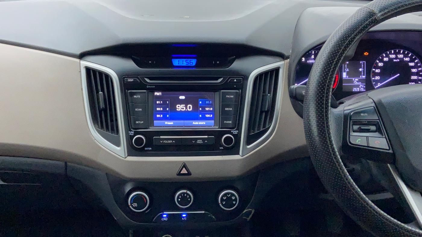 2017 Hyundai Creta 1.6 E + VTVT, Petrol, Manual, 26,916 km, Air Conditioner