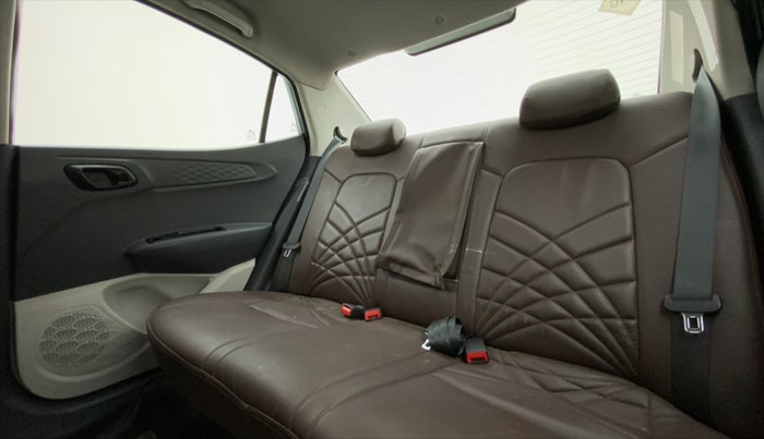 2020 Hyundai AURA S 1.2 CNG, CNG, Manual, 42,728 km, Right Side Rear Door Cabin
