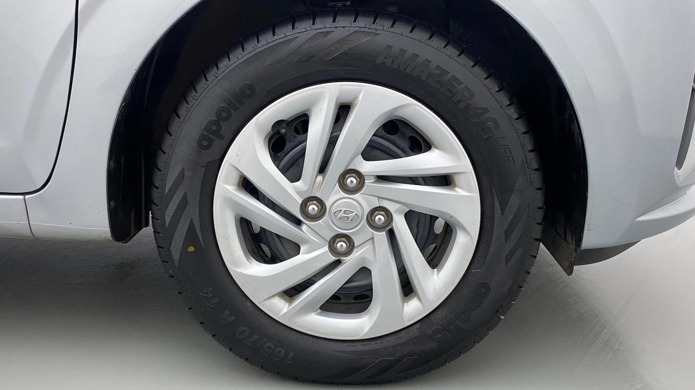 2020 Hyundai AURA S 1.2 CNG, CNG, Manual, 42,728 km, Right Front Wheel