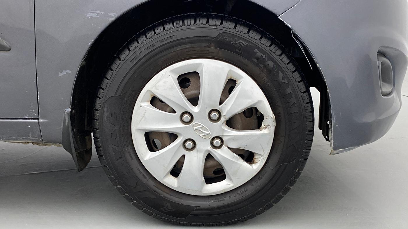 2011 Hyundai i10 MAGNA 1.1, Petrol, Manual, 1,02,385 km, Right Front Wheel