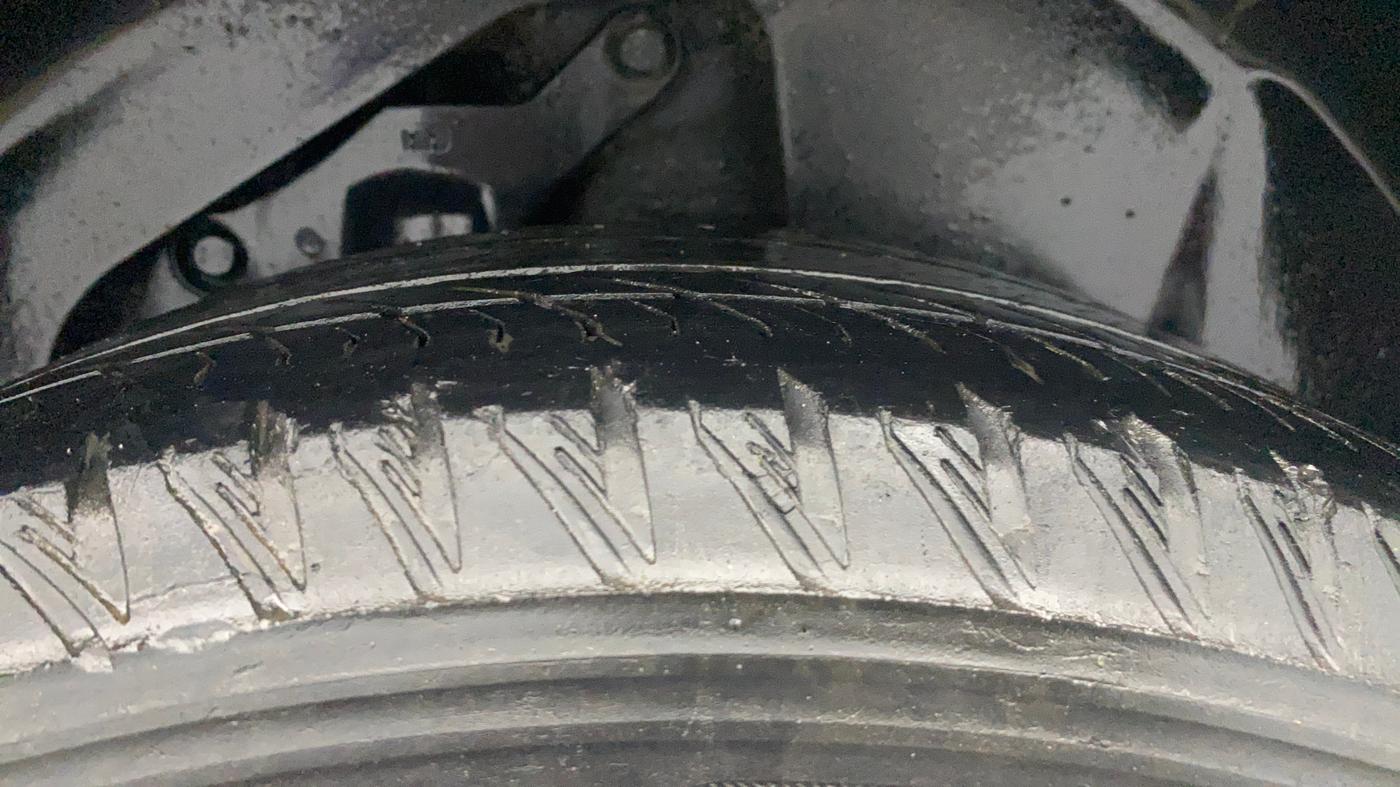 2022 Tata Safari XZ PLUS, Diesel, Manual, 49,123 km, Left Rear Tyre Tread