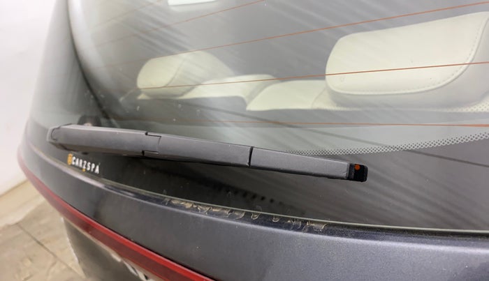 2022 KIA CARENS LUXURY PLUS 1.4 PETROL 7 STR, Petrol, Manual, 30,236 km, Rear Wiper