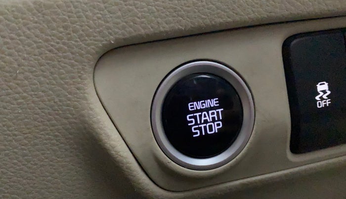 2022 KIA CARENS LUXURY PLUS 1.4 PETROL 7 STR, Petrol, Manual, 30,236 km, Keyless Start/ Stop Button