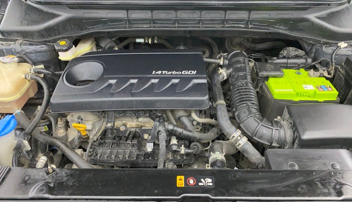 2022 KIA CARENS LUXURY PLUS 1.4 PETROL 7 STR, Petrol, Manual, 30,236 km, Engine View