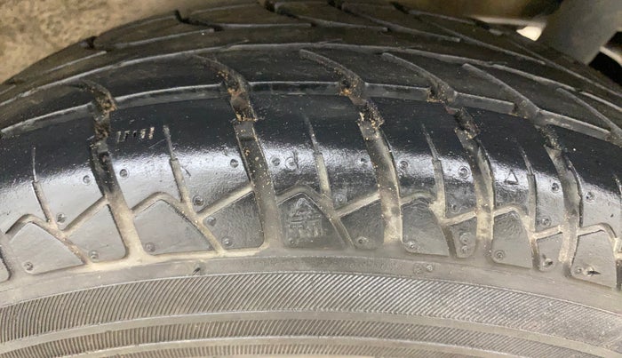 2013 Maruti Wagon R 1.0 LXI, Petrol, Manual, 62,223 km, Left Rear Tyre Tread