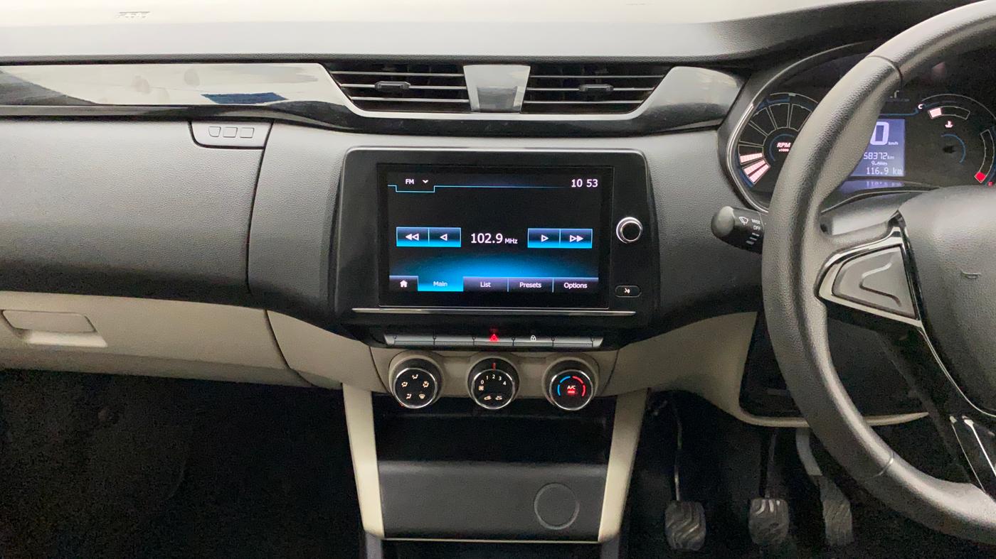 2020 Renault TRIBER RXT, Petrol, Manual, 58,372 km, Air Conditioner