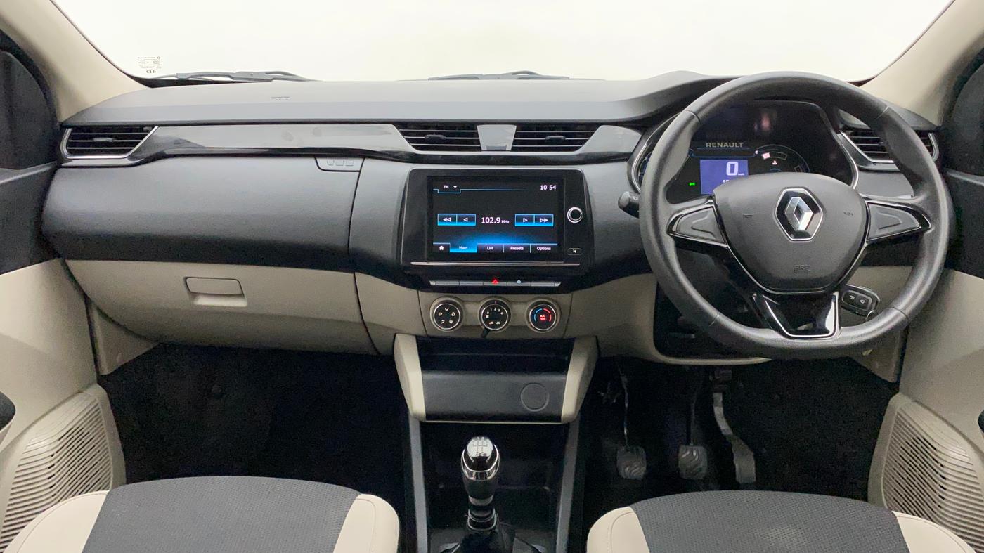 2020 Renault TRIBER RXT, Petrol, Manual, 58,372 km, Dashboard