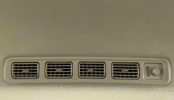 2013 Maruti Ertiga ZXI, CNG, Manual, 99,071 km, Rear AC Vents