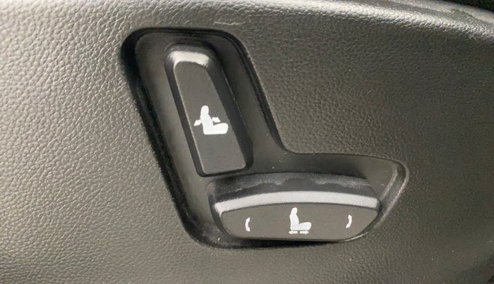 2020 MG HECTOR SHARP 1.5 DCT PETROL, Petrol, Automatic, 68,668 km, Driver Side Adjustment Panel