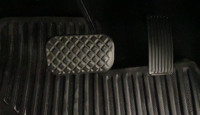 2020 MG HECTOR SHARP 1.5 DCT PETROL, Petrol, Automatic, 68,668 km, Pedals