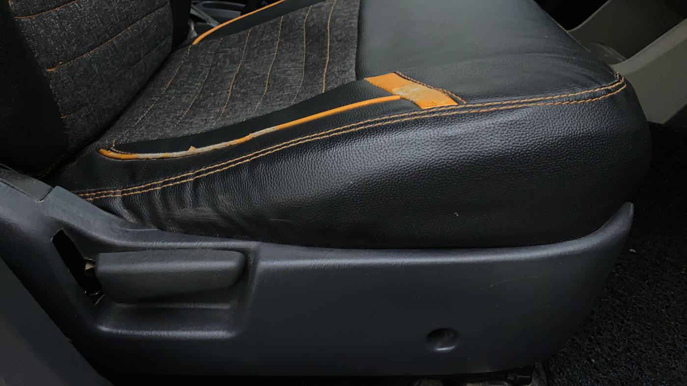 2018 Maruti Alto K10 VXI P, Petrol, Manual, 29,232 km, Driver Side Adjustment Panel
