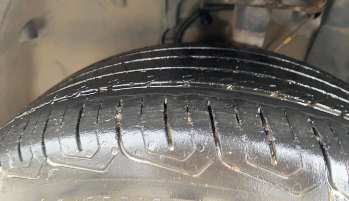 2022 Tata ALTROZ XZ PETROL, Petrol, Manual, 29,714 km, Left Front Tyre Tread