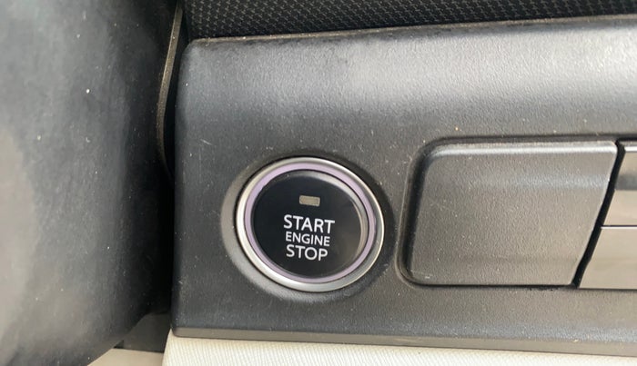 2022 Tata ALTROZ XZ PETROL, Petrol, Manual, 29,714 km, Keyless Start/ Stop Button