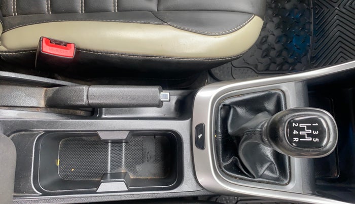 2022 Tata ALTROZ XZ PETROL, Petrol, Manual, 29,714 km, Gear Lever