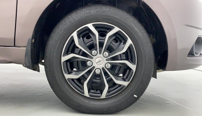 2017 Tata Tiago XT 1.2 REVOTRON, Petrol, Manual, 44,628 km, Right Front Wheel