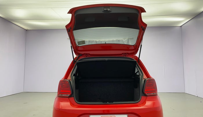 2019 Volkswagen Polo HIGHLINE PLUS 1.0, Petrol, Manual, 55,859 km, Boot Door Open