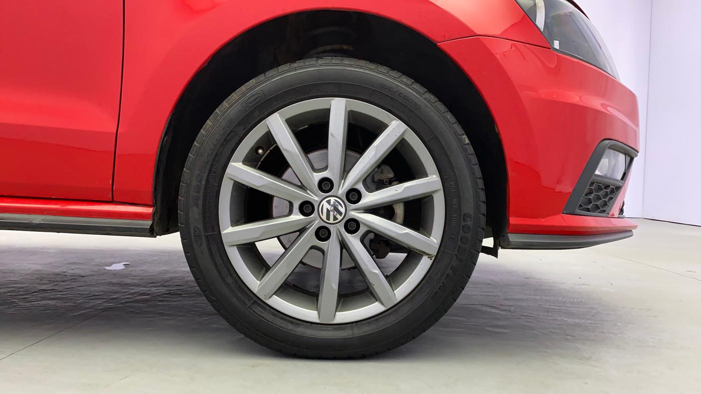 2019 Volkswagen Polo HIGHLINE PLUS 1.0, Petrol, Manual, 55,859 km, Right Front Wheel