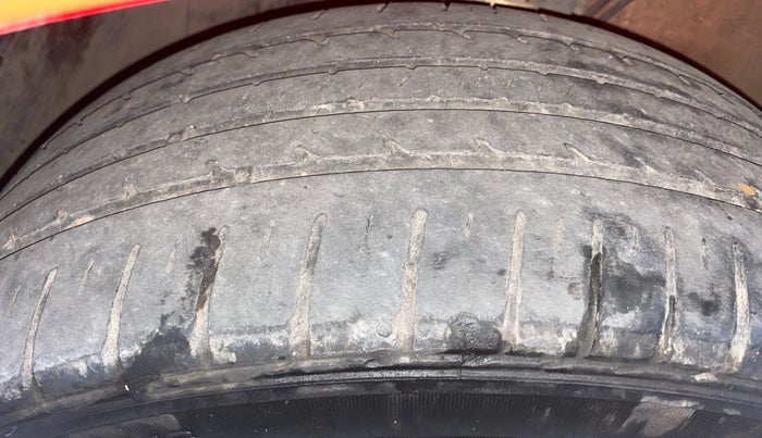 2019 Volkswagen Polo HIGHLINE PLUS 1.0, Petrol, Manual, 55,859 km, Left Front Tyre Tread