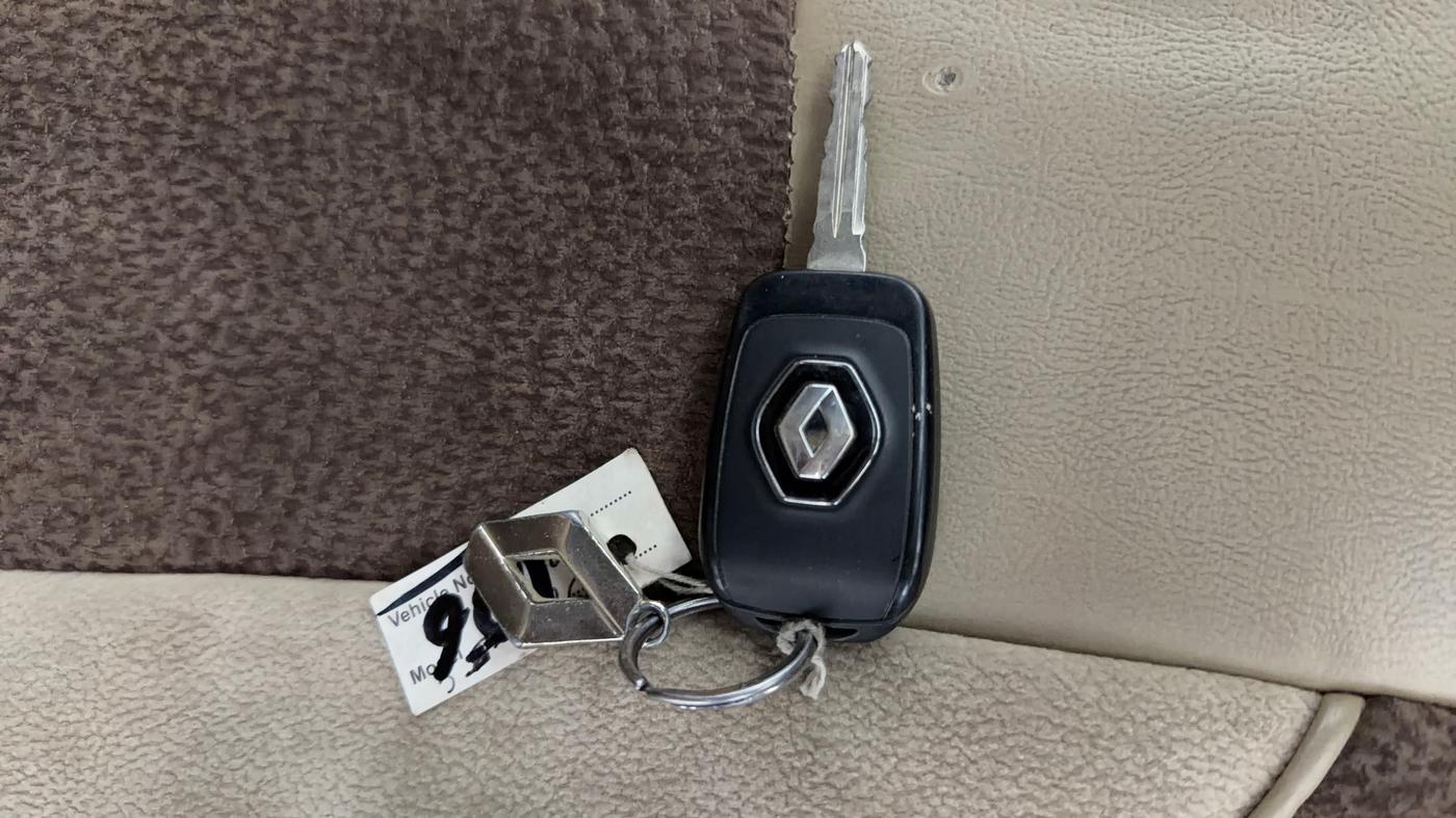 2019 Renault Duster RXS PETROL, Petrol, Manual, 91,733 km, Key Close Up