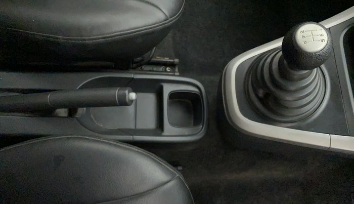 2012 Maruti Ritz VXI, Petrol, Manual, 19,582 km, Gear Lever