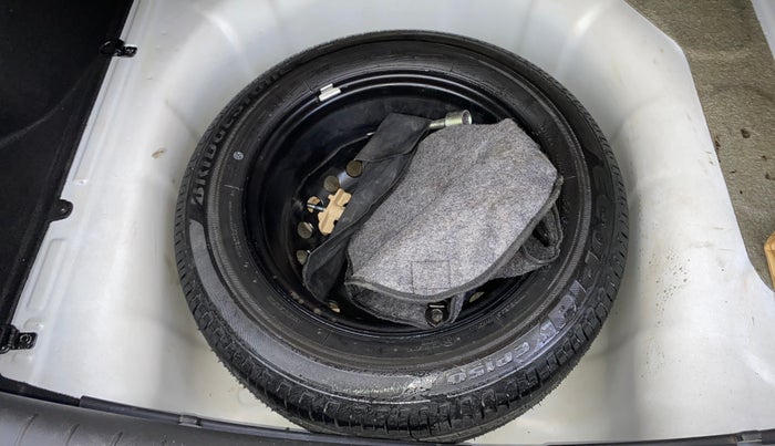 2017 Hyundai Verna 1.6 VTVT SX O, Petrol, Manual, 49,542 km, Spare Tyre