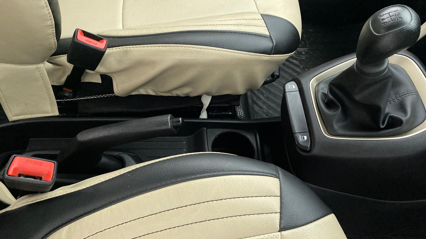 2019 Hyundai NEW SANTRO 1.1 ERA EXICUTIVE, Petrol, Manual, 13,270 km, Gear Lever