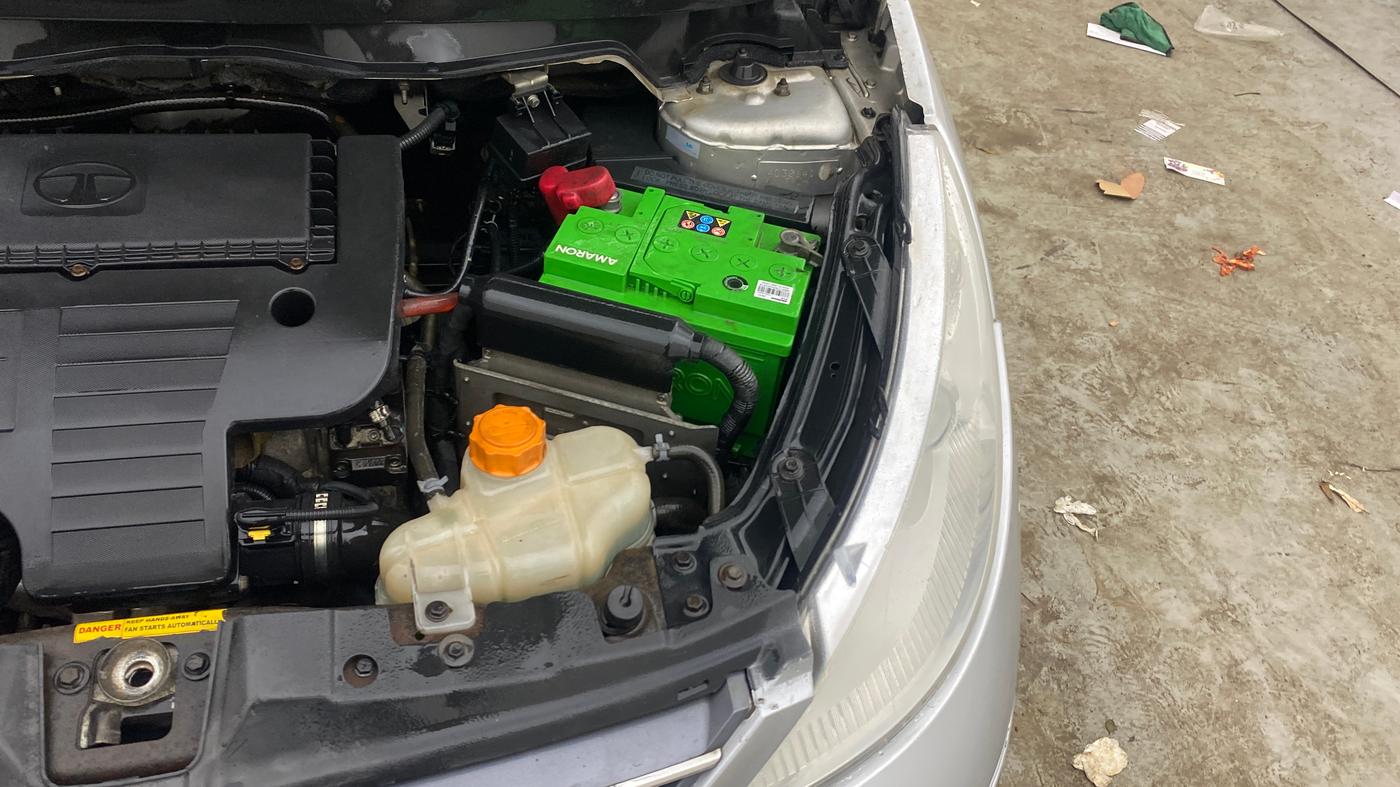 2014 Tata Indica Vista VX TECH QUADRAJET, Diesel, Manual, 38,245 km, Engine View - Left