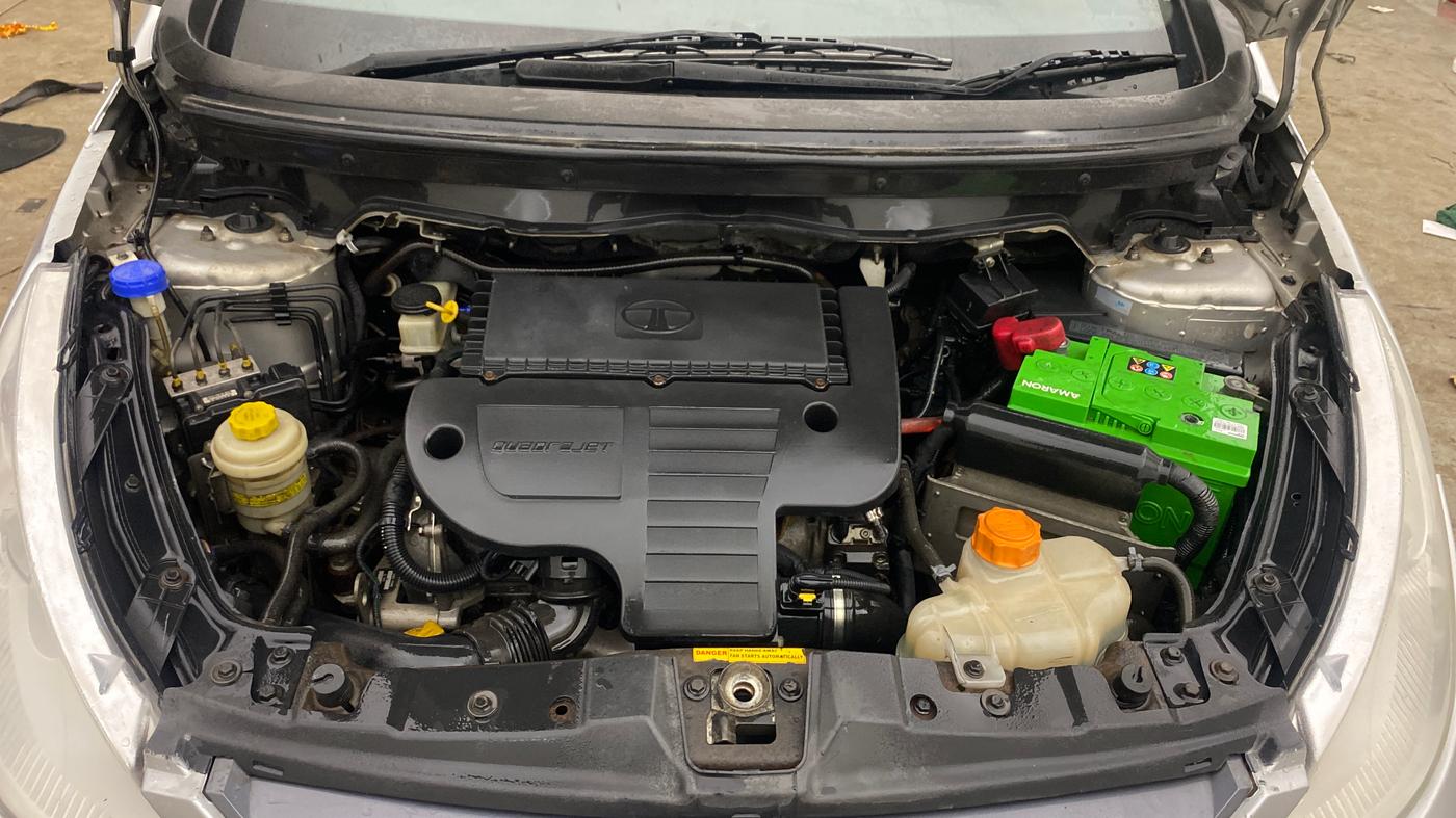 2014 Tata Indica Vista VX TECH QUADRAJET, Diesel, Manual, 38,245 km, Engine View