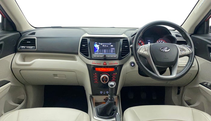 2019 Mahindra XUV300 W8(O) 1.2 PETROL DUAL TONE, Petrol, Manual, 9,646 km, Dashboard
