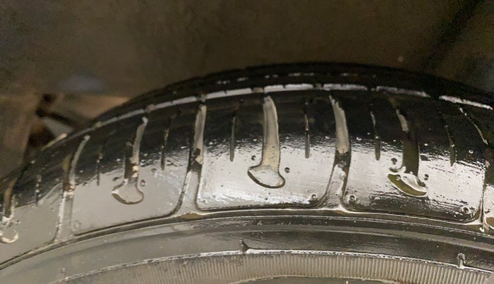 2016 Hyundai Grand i10 ASTA AT 1.2 KAPPA VTVT, Petrol, Automatic, 86,550 km, Left Rear Tyre Tread