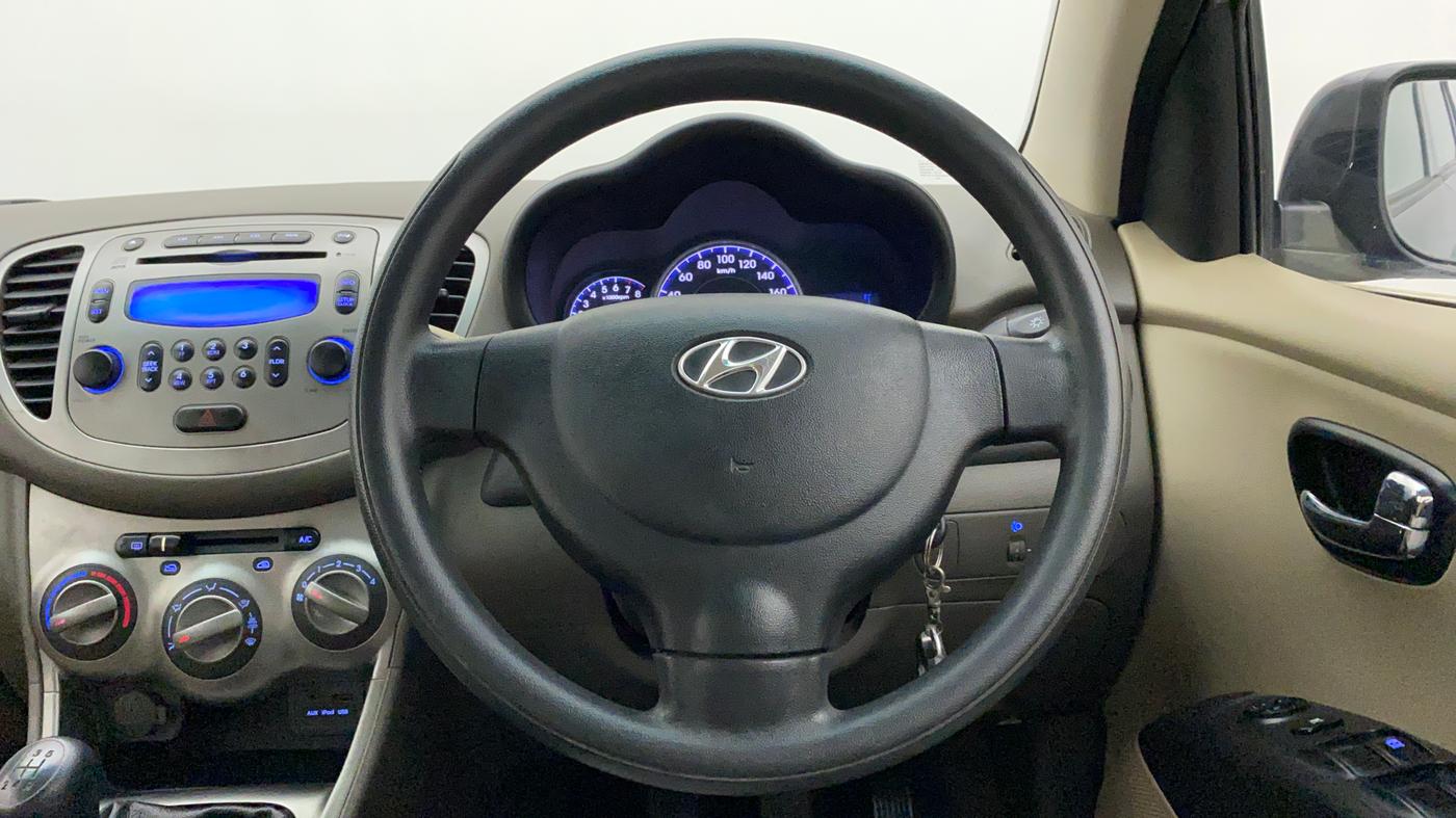 2011 Hyundai i10 SPORTZ 1.2, Petrol, Manual, 32,901 km, Steering Wheel Close Up