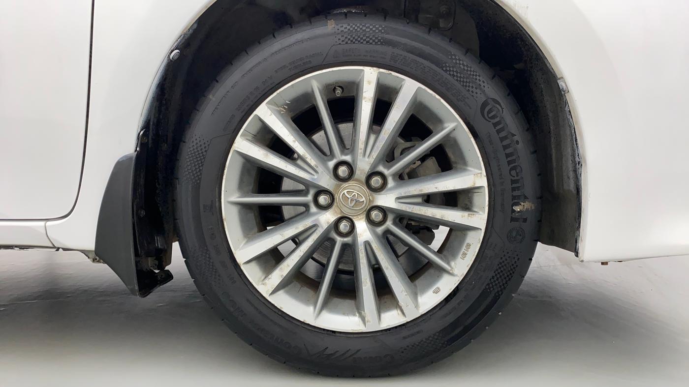 2016 Toyota Corolla Altis VL AT, Petrol, Automatic, 42,403 km, Right Front Wheel