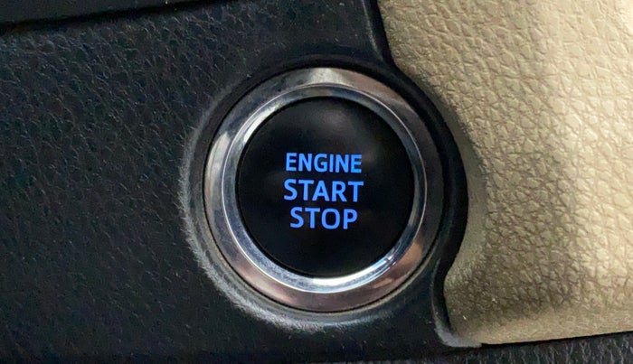 2016 Toyota Corolla Altis VL AT, Petrol, Automatic, 42,403 km, Keyless Start/ Stop Button