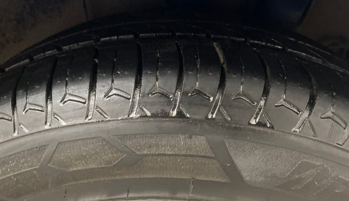 2018 Hyundai Xcent SX 1.2, Petrol, Manual, 79,890 km, Left Rear Tyre Tread